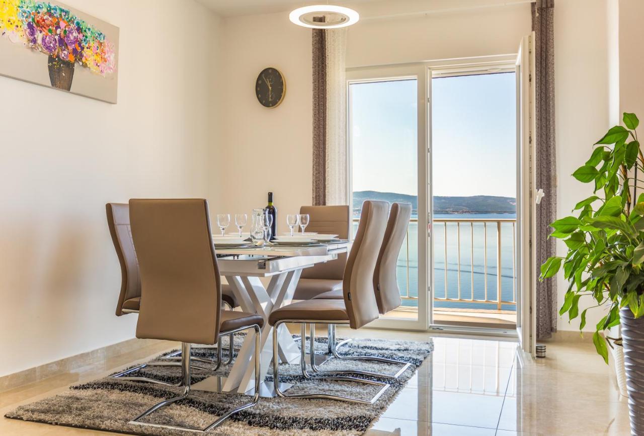 Holiday House Almissa Omiš Eksteriør bilde