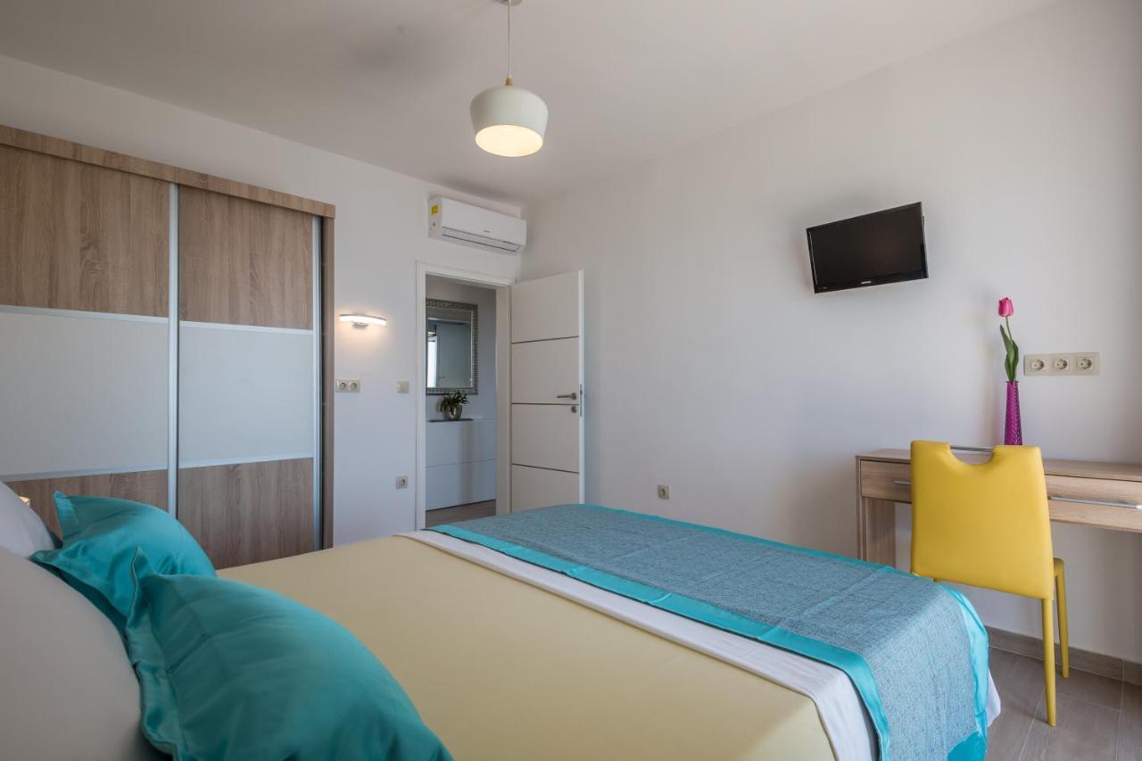 Holiday House Almissa Omiš Eksteriør bilde