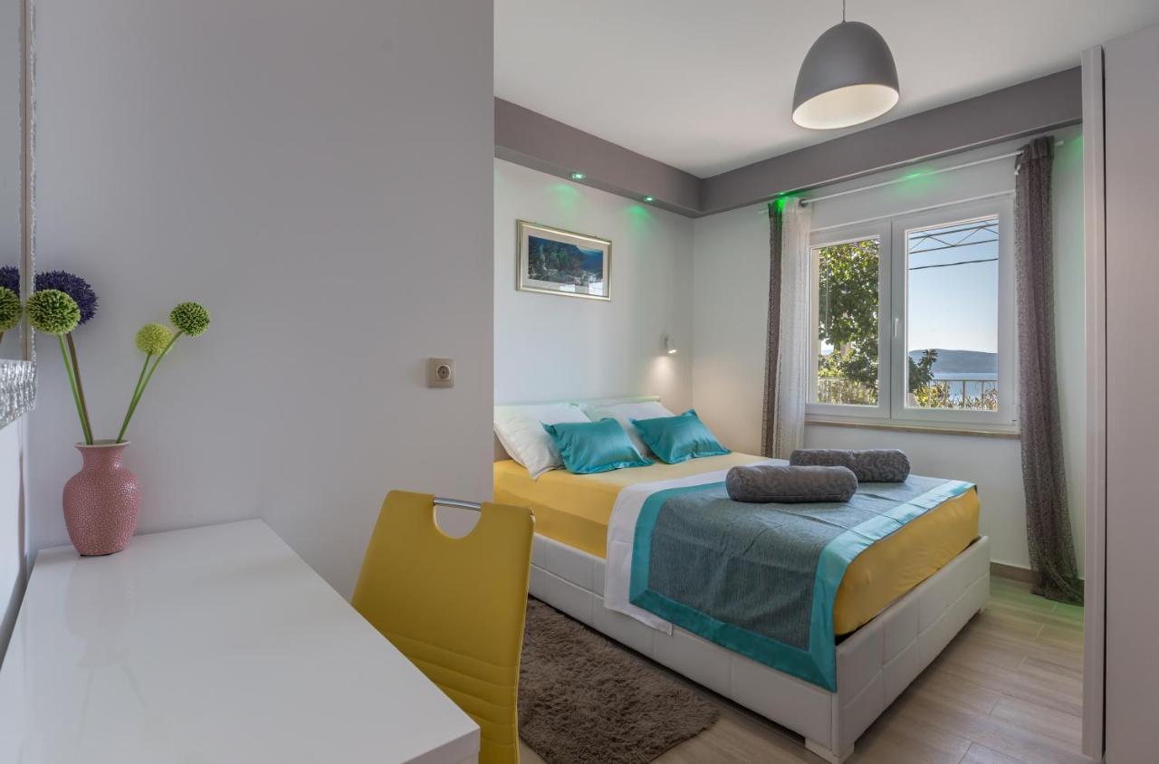 Holiday House Almissa Omiš Eksteriør bilde